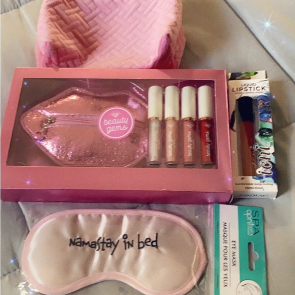 SOLD- Ulta bundle